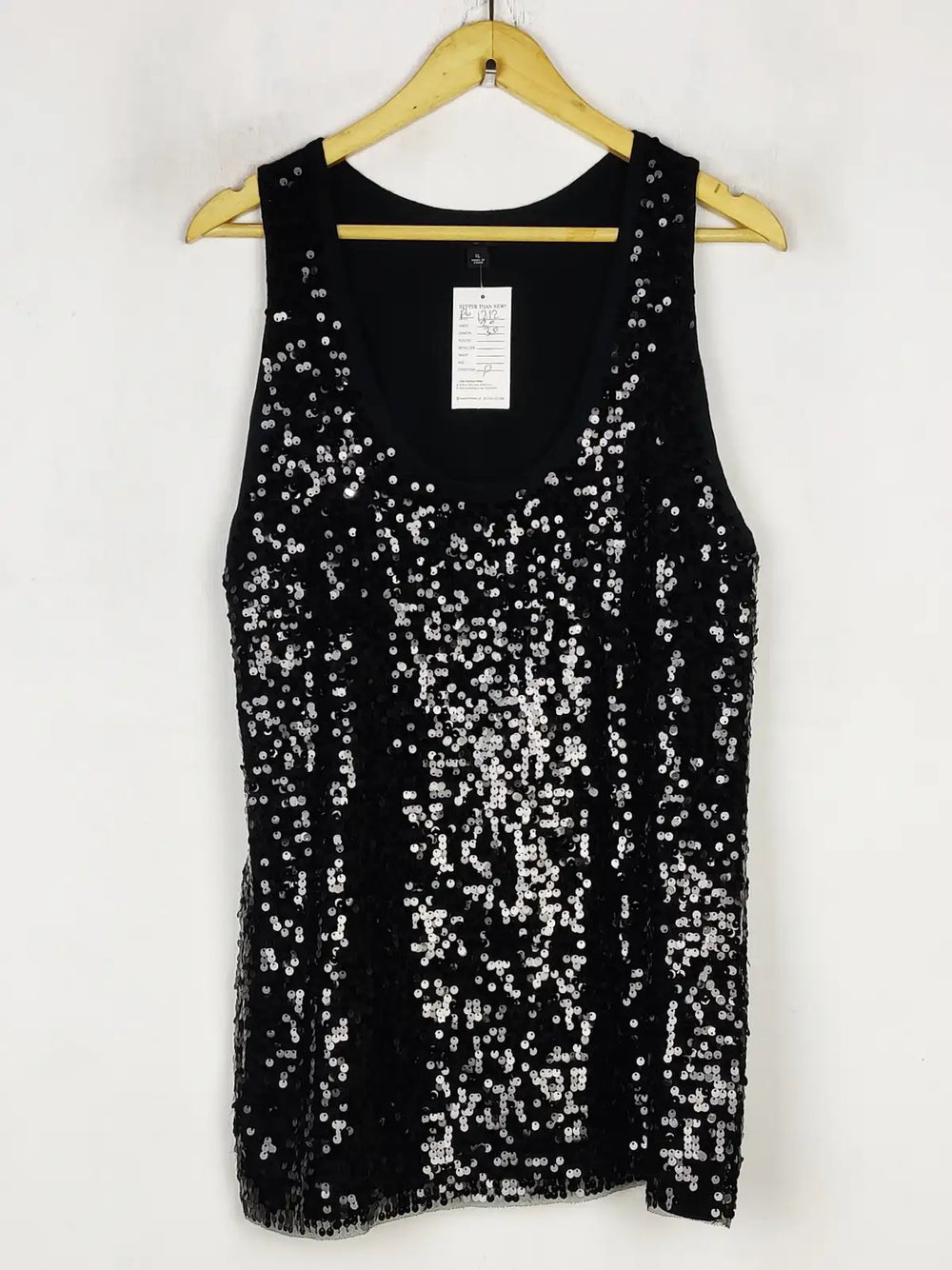 Buy online pre-used pre-loved 100% authentic & Original branded Banana Republic (PW-1212) available in Pakistan. Top international brands avilable.