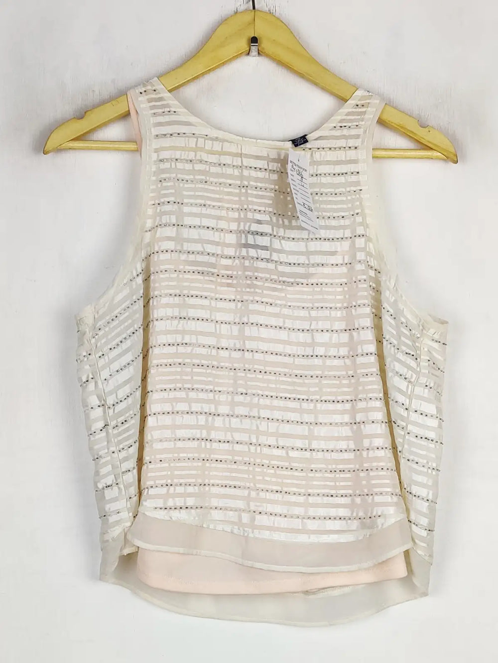 Buy online pre-used pre-loved 100% authentic & Original branded American Eagle (PW-1366) available in Pakistan. Top international brands avilable.