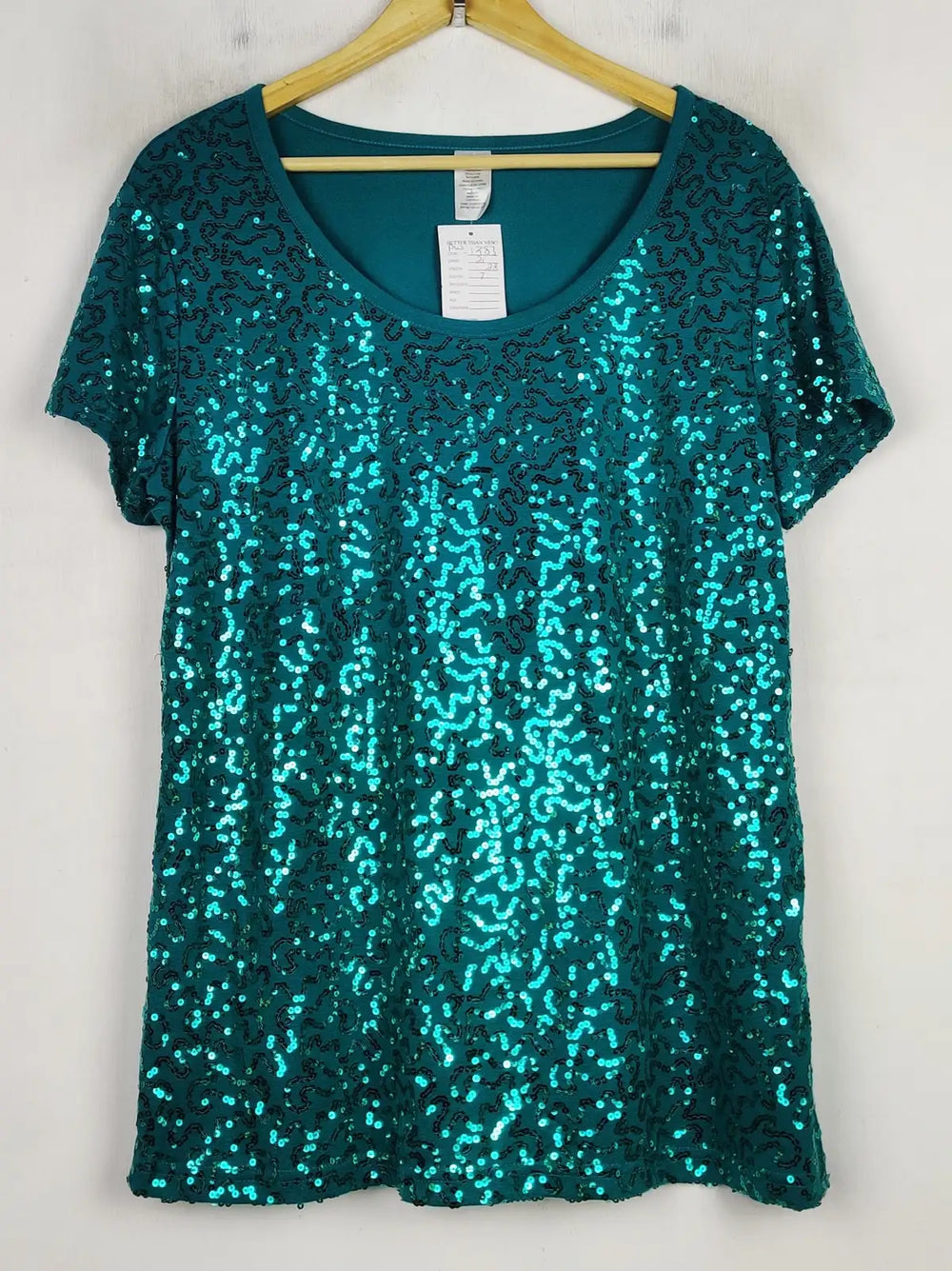 Buy online pre-used pre-loved 100% authentic & Original branded Unknown Brand (PW-1383) available in Pakistan. Top international brands avilable.