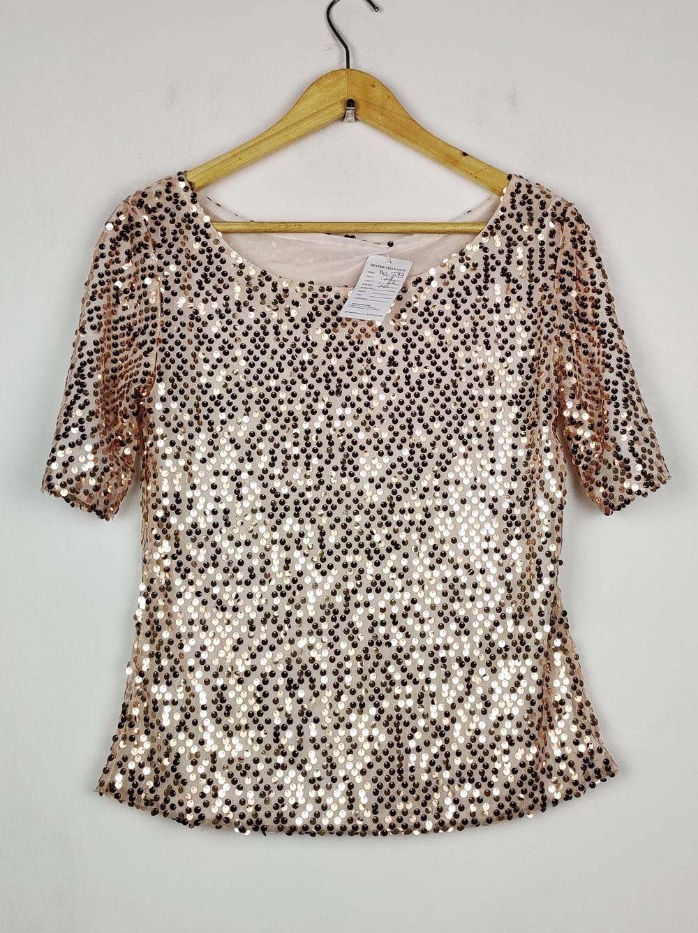Buy online pre-used pre-loved 100% authentic & Original branded Unknown Brand (PW-1577) available in Pakistan. Top international brands avilable.