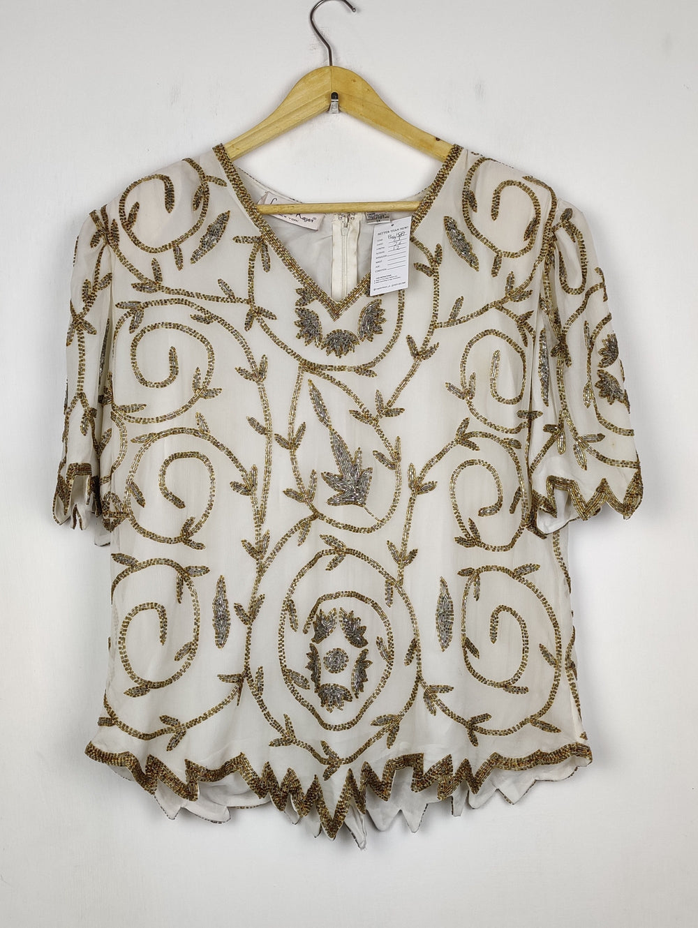 Buy online pre-used pre-loved 100% authentic & Original branded Laurence Kagar (PW-1581) available in Pakistan. Top international brands avilable.