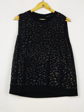 Buy online pre-used pre-loved 100% authentic & Original branded Elie Tahari (PW-1639) available in Pakistan. Top international brands avilable.