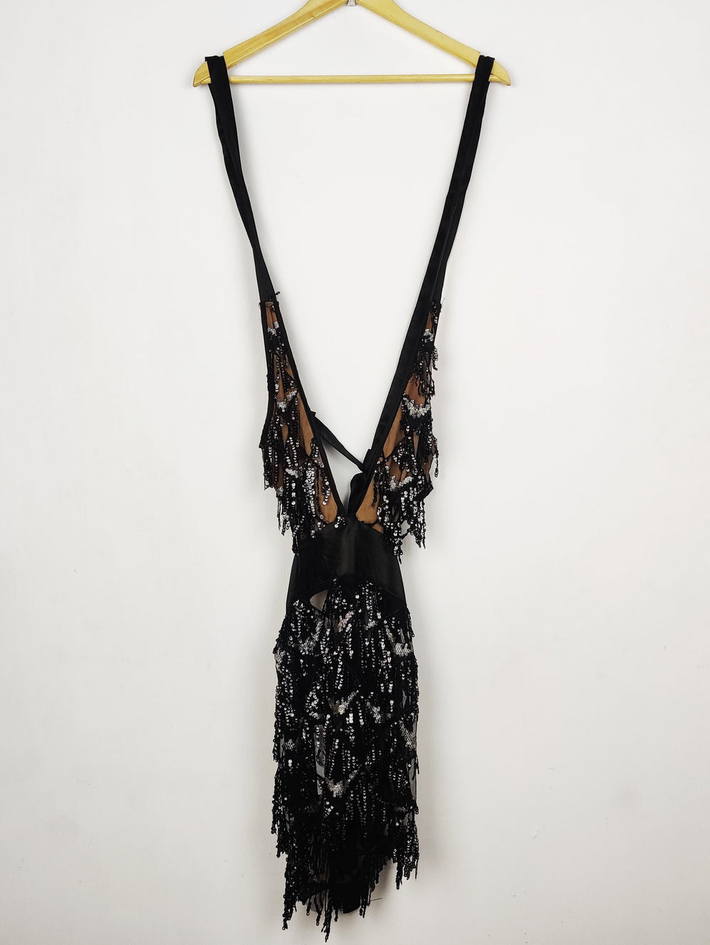 Buy online pre-used pre-loved 100% authentic & Original branded Unknown Brand (PW-1818) available in Pakistan. Top international brands avilable.