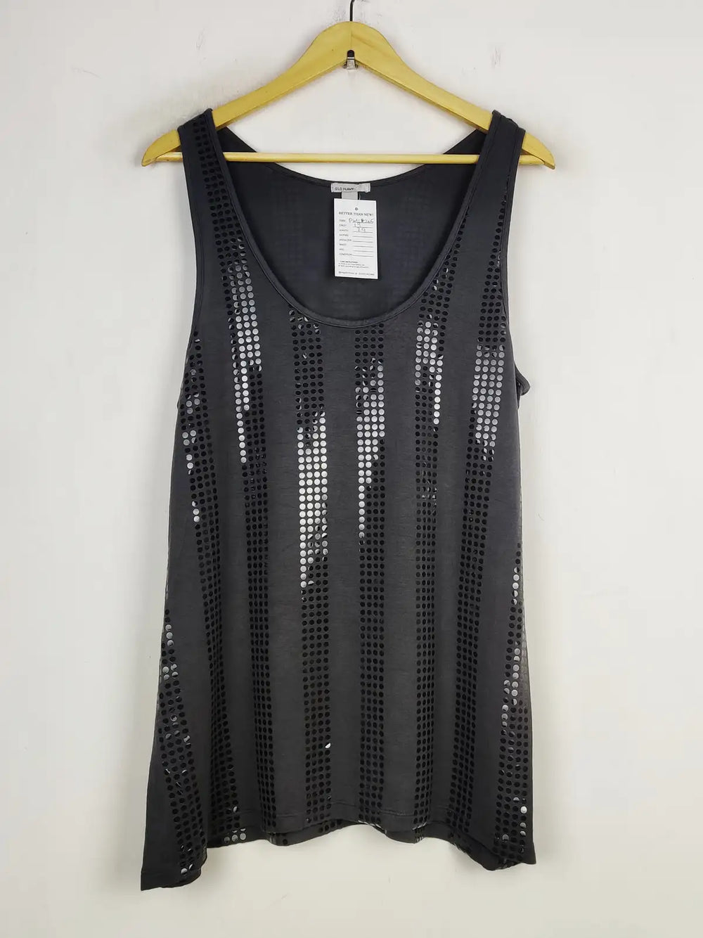 Buy online pre-used pre-loved 100% authentic & Original branded Old Navy (PW-205) available in Pakistan. Top international brands avilable.