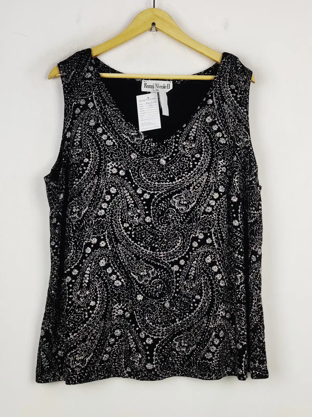 Buy online pre-used pre-loved 100% authentic & Original branded Ronni Nicole Ii (PW-258) available in Pakistan. Top international brands avilable.