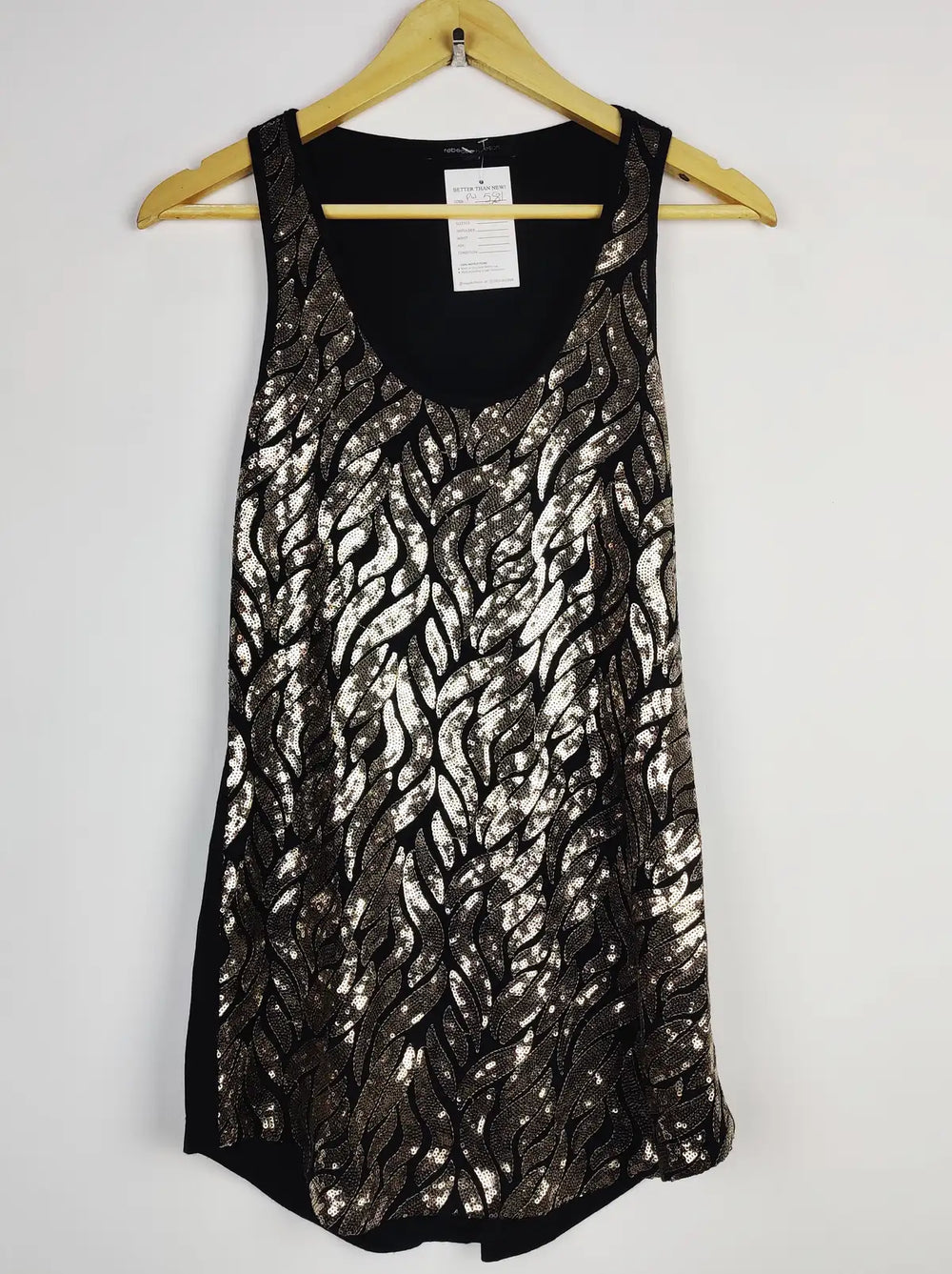 Buy online pre-used pre-loved 100% authentic & Original branded Rebecca (PW-581) available in Pakistan. Top international brands avilable.