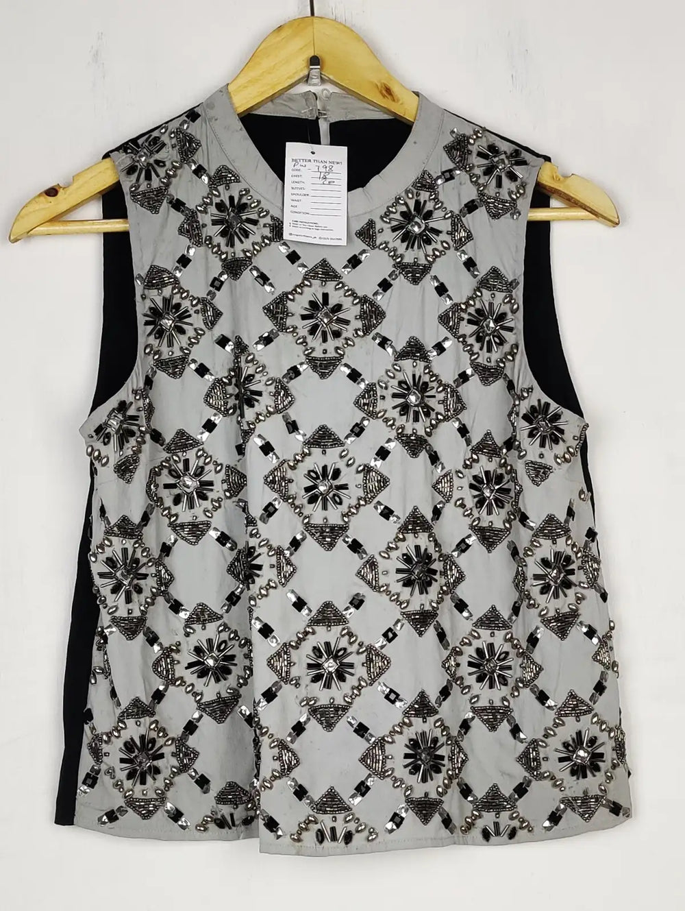 Buy online pre-used pre-loved 100% authentic & Original branded Unknown Brand (PW-798) available in Pakistan. Top international brands avilable.