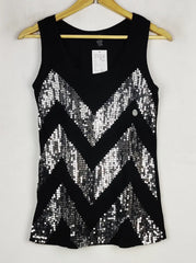 Buy online pre-used pre-loved 100% authentic & Original branded Rue 21 (PW-848) available in Pakistan. Top international brands avilable.