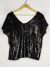Buy online pre-used pre-loved 100% authentic & Original branded Unknown Brand (PW-866) available in Pakistan. Top international brands avilable.