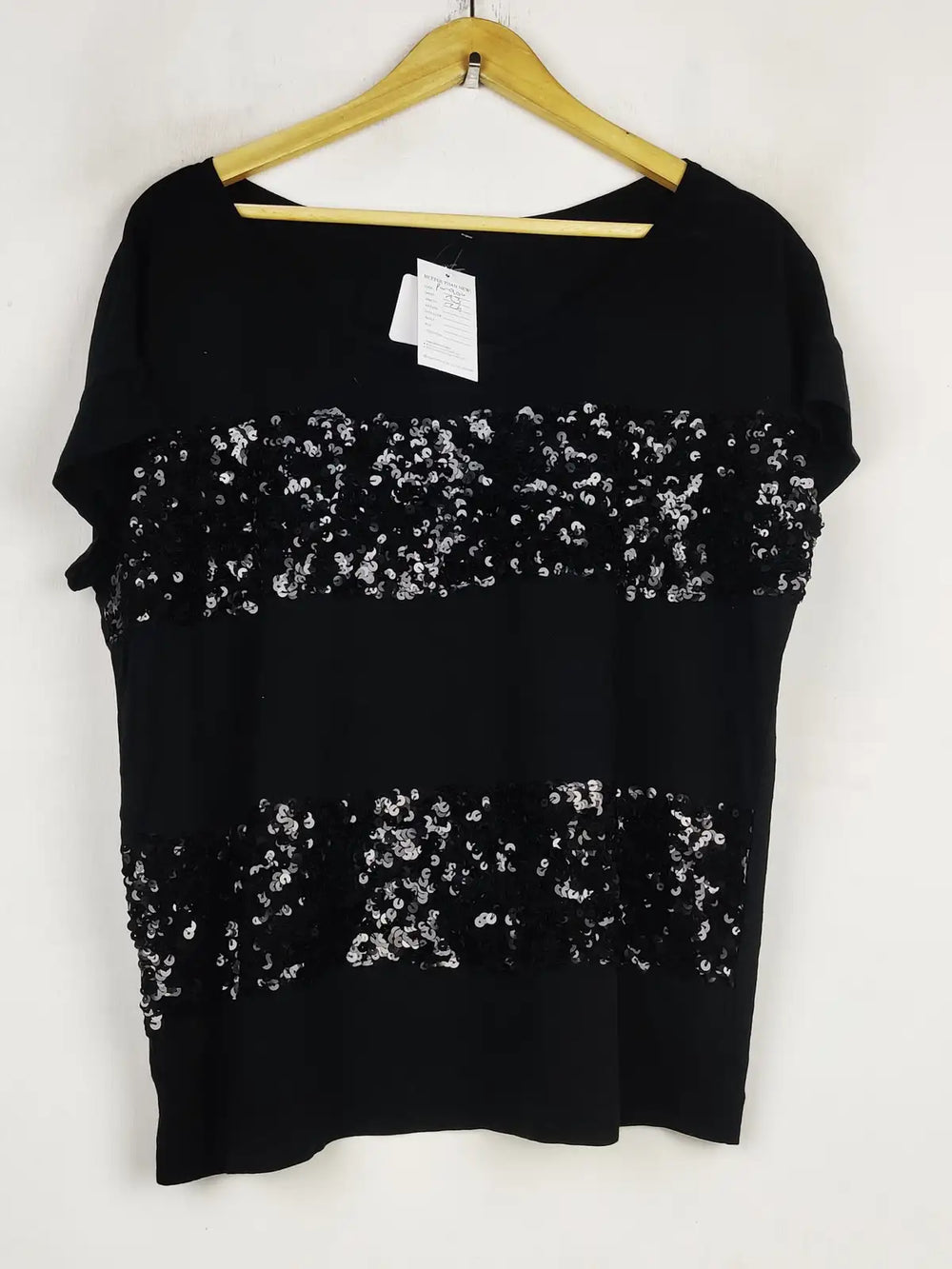 Buy online pre-used pre-loved 100% authentic & Original branded Unknown Brand (PW-900) available in Pakistan. Top international brands avilable.