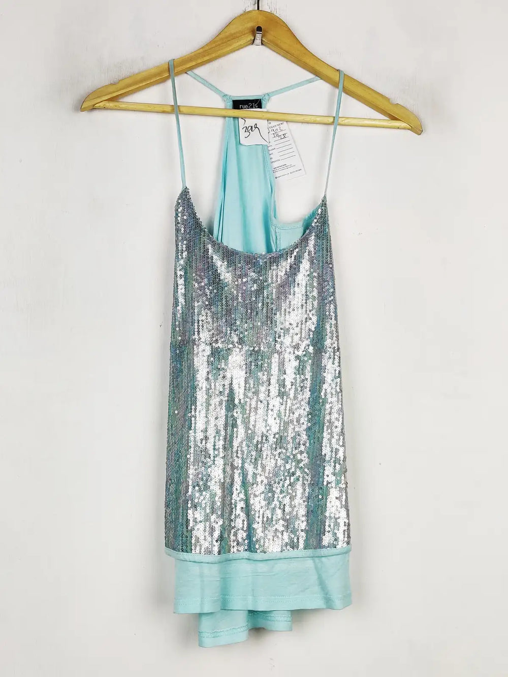 Buy online pre-used pre-loved 100% authentic & Original branded Rue 21 (PW-902) available in Pakistan. Top international brands avilable.