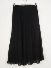 Buy online pre-used pre-loved 100% authentic & Original branded Primark (S-1461) available in Pakistan. Top international brands avilable.