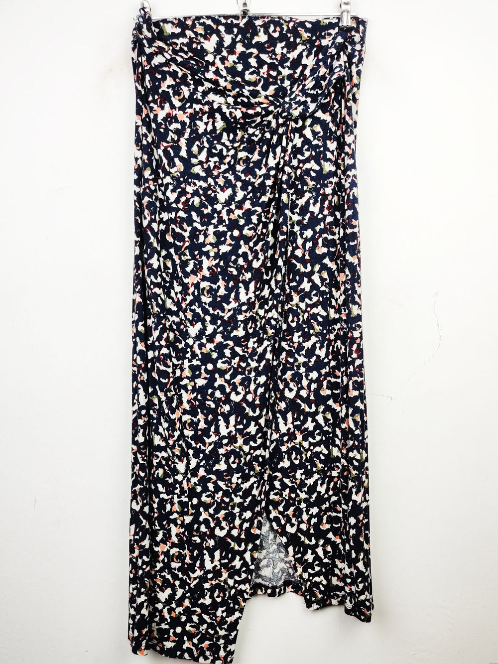 Buy online pre-used pre-loved 100% authentic & Original branded Next (S-342) available in Pakistan. Top international brands avilable.