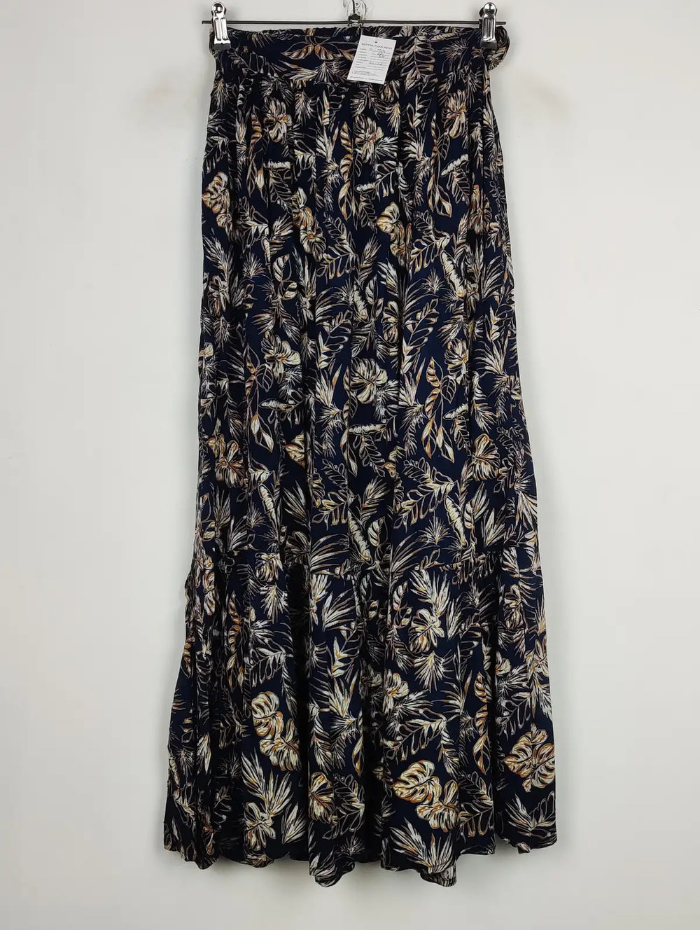 Buy online pre-used pre-loved 100% authentic & Original branded Primark (S-514) available in Pakistan. Top international brands avilable.