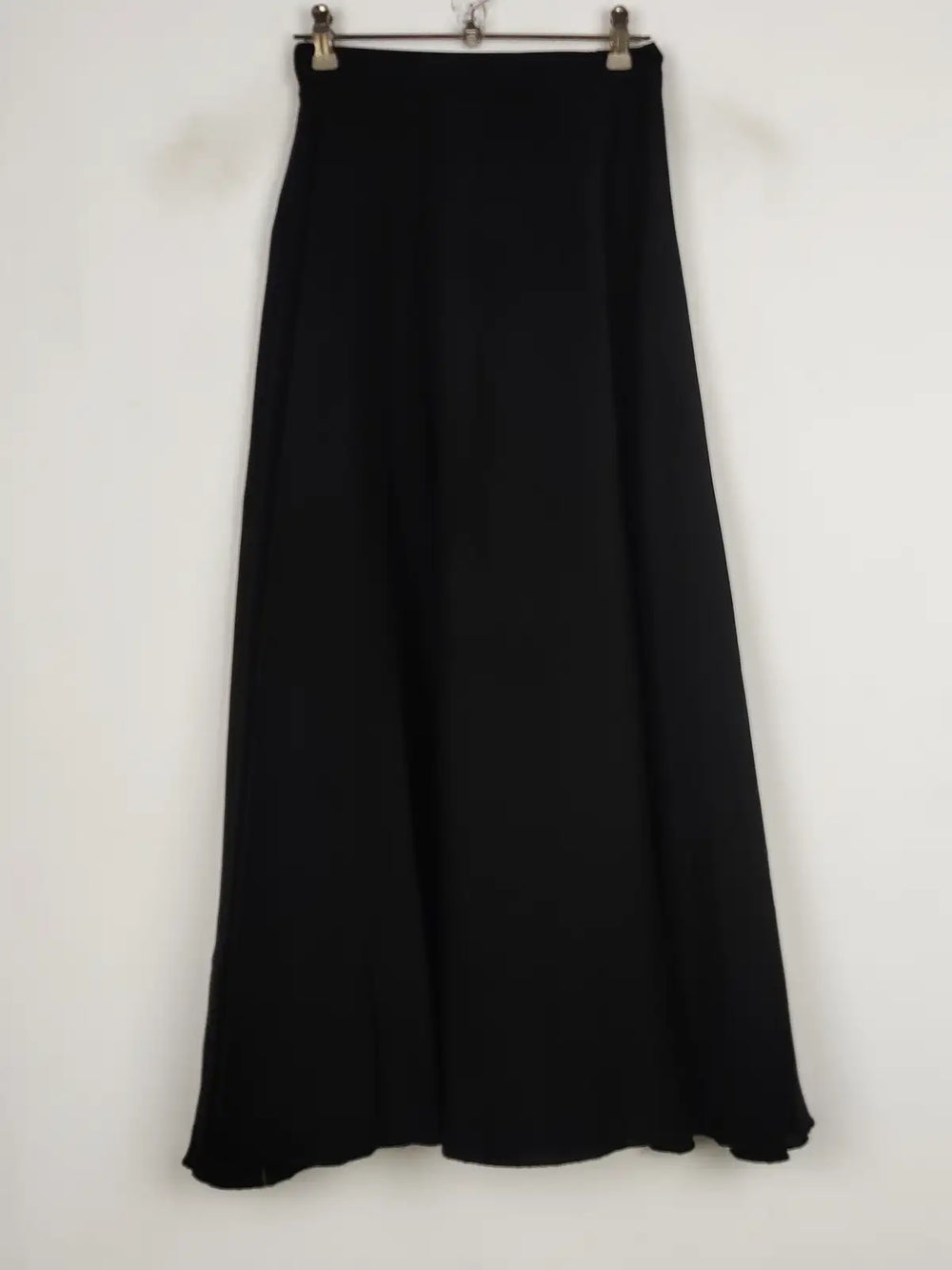 Buy online pre-used pre-loved 100% authentic & Original branded New Look (S-520) available in Pakistan. Top international brands avilable.