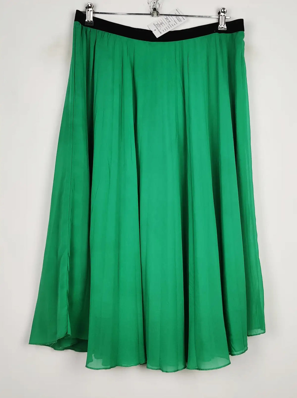 Buy online pre-used pre-loved 100% authentic & Original branded Primark (S-558) available in Pakistan. Top international brands avilable.