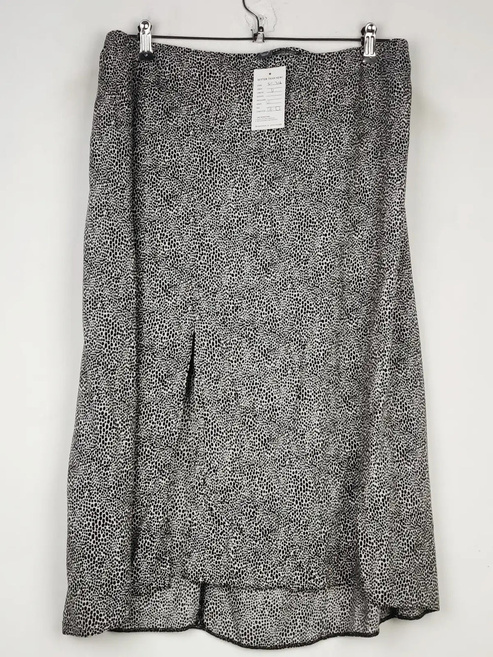 Buy online pre-used pre-loved 100% authentic & Original branded Primark (S-716) available in Pakistan. Top international brands avilable.