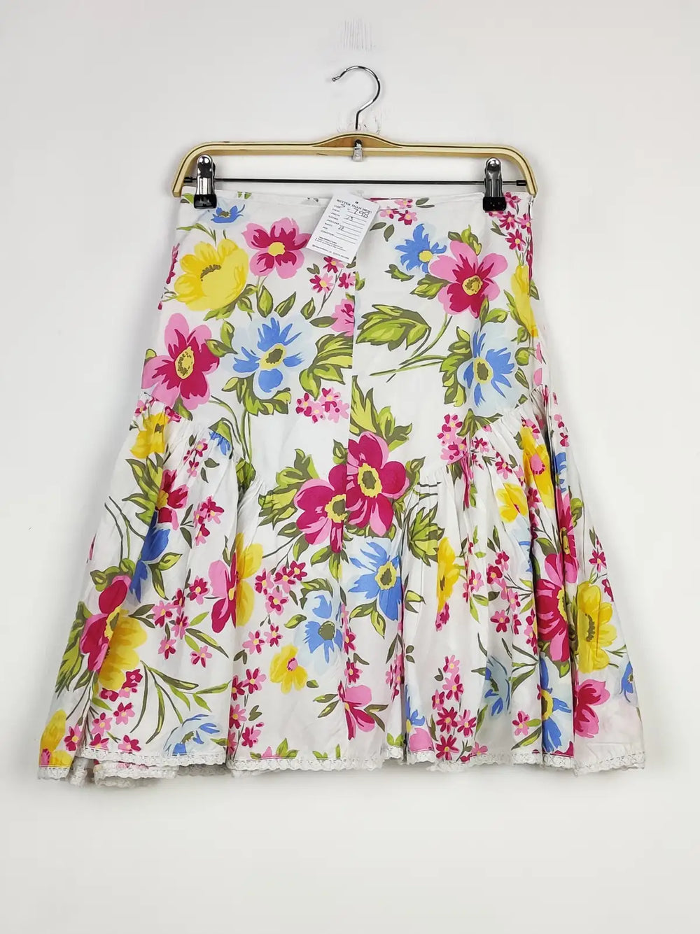 Buy online pre-used pre-loved 100% authentic & Original branded Mini Boden (S-798) available in Pakistan. Top international brands avilable.