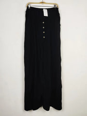 Buy online pre-used pre-loved 100% authentic & Original branded H&M (S-810) available in Pakistan. Top international brands avilable.