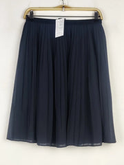 Buy online pre-used pre-loved 100% authentic & Original branded Uni Qlio (S-913) available in Pakistan. Top international brands avilable.