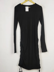 Buy online pre-used pre-loved 100% authentic & Original branded Unknown Brand (SBD-134) available in Pakistan. Top international brands avilable.