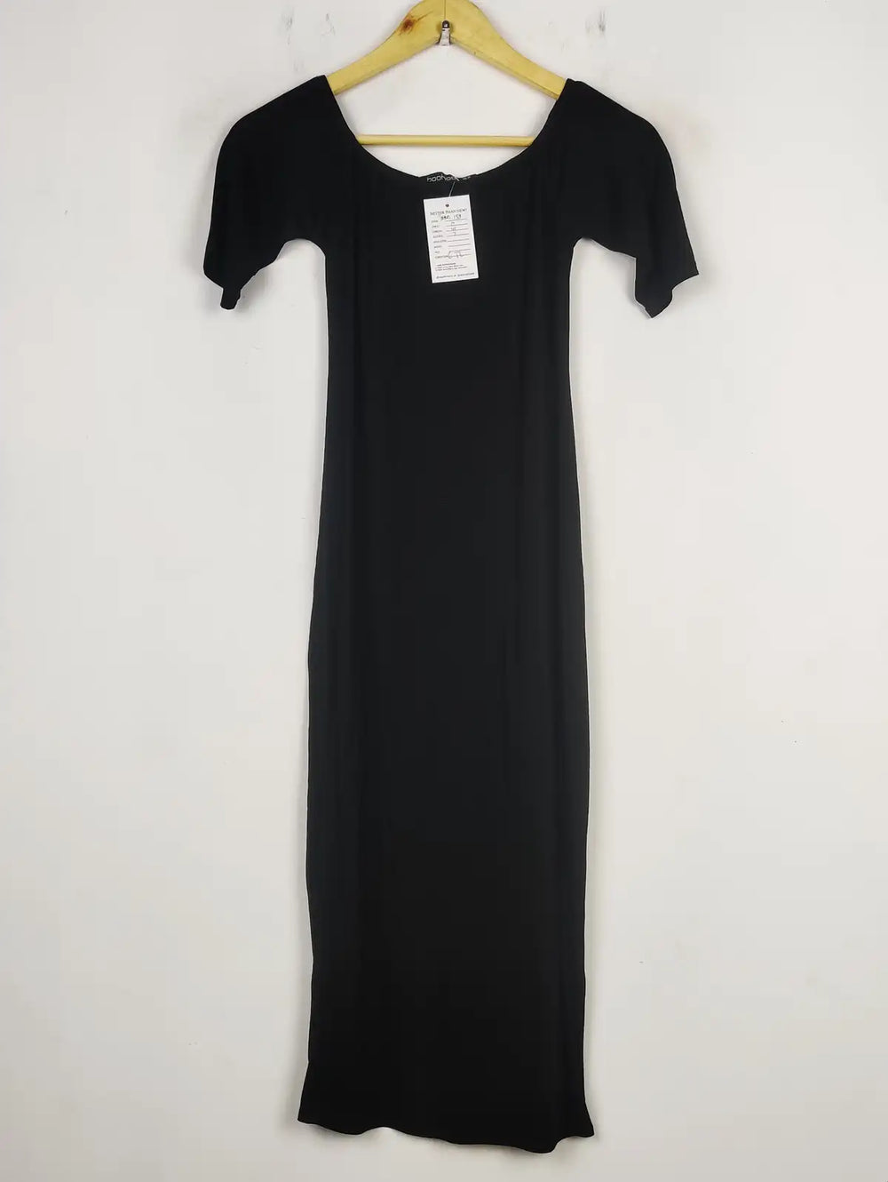 Buy online pre-used pre-loved 100% authentic & Original branded Boohoo (SBD-153) available in Pakistan. Top international brands avilable.