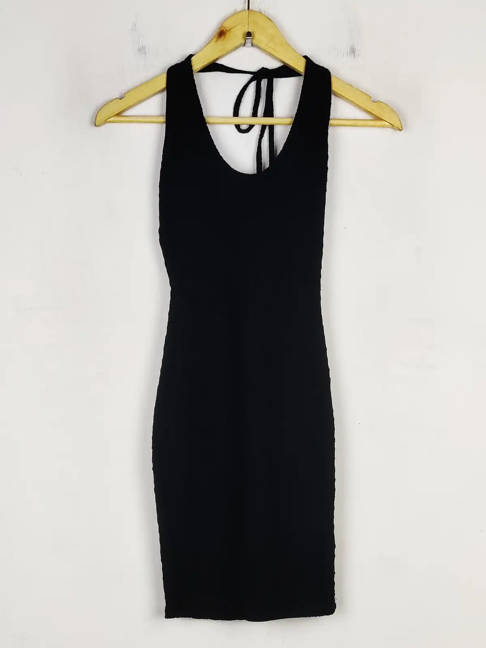Buy online pre-used pre-loved 100% authentic & Original branded Unknown Brand (SBD-315) available in Pakistan. Top international brands avilable.