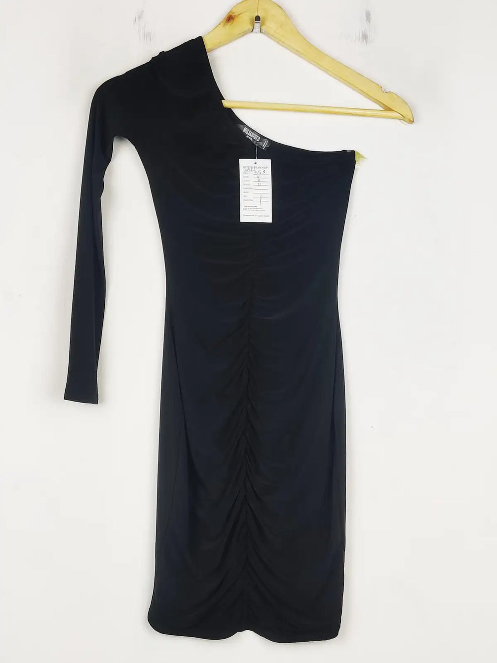 Buy online pre-used pre-loved 100% authentic & Original branded Missguided (SBD-353) available in Pakistan. Top international brands avilable.