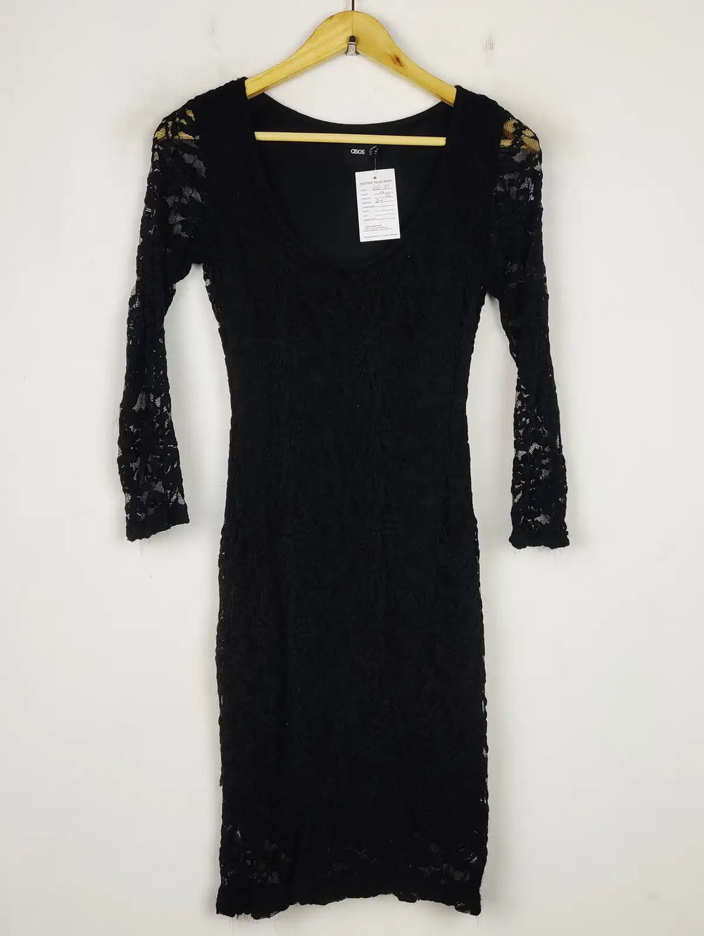 Buy online pre-used pre-loved 100% authentic & Original branded Asos (SBD-39) available in Pakistan. Top international brands avilable.