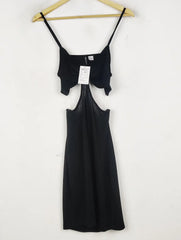 Buy online pre-used pre-loved 100% authentic & Original branded H&M (SBD-447) available in Pakistan. Top international brands avilable.