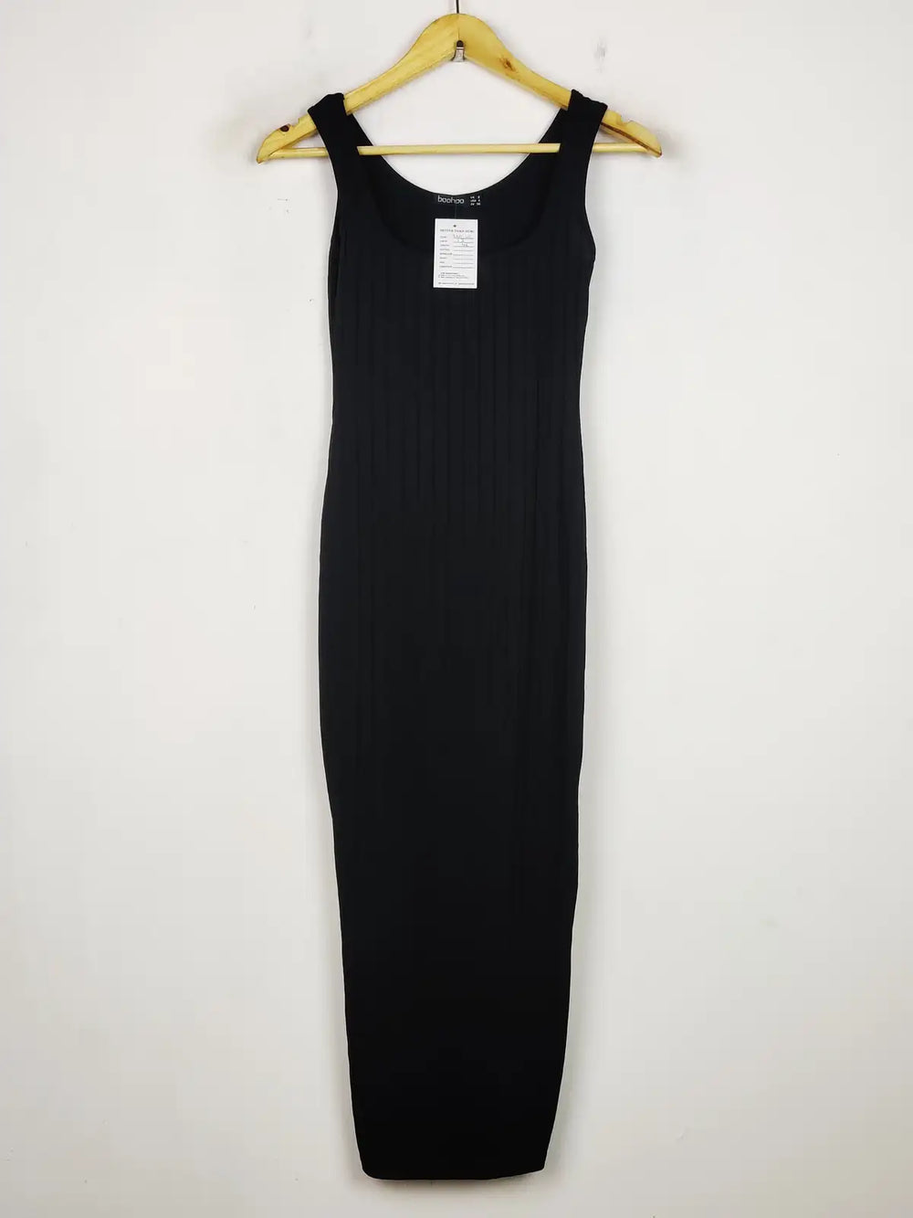 Buy online pre-used pre-loved 100% authentic & Original branded Boohoo (SBD-46) available in Pakistan. Top international brands avilable.