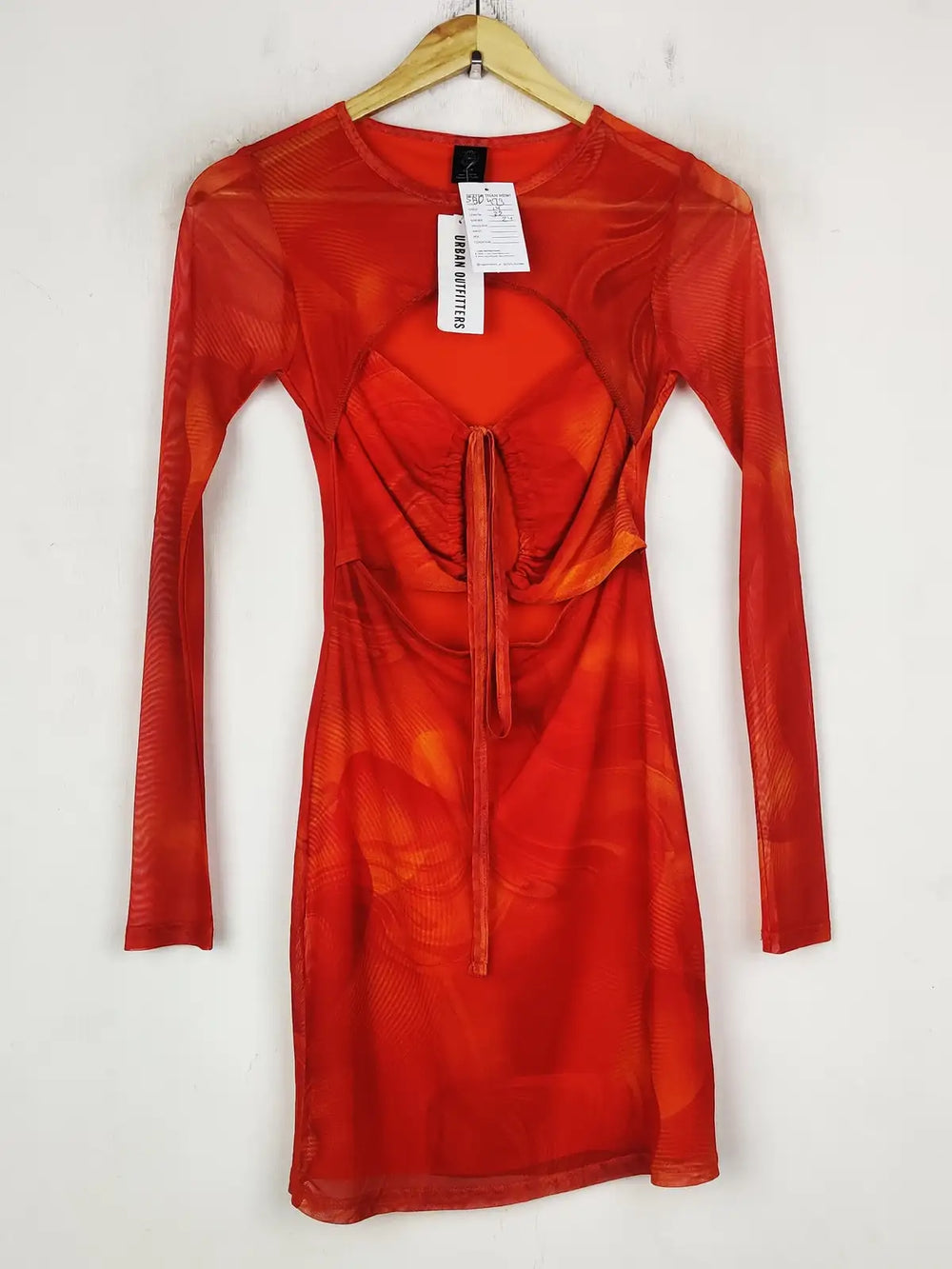 Buy online pre-used pre-loved 100% authentic & Original branded Urban Outfitters (SBD-473) available in Pakistan. Top international brands avilable.