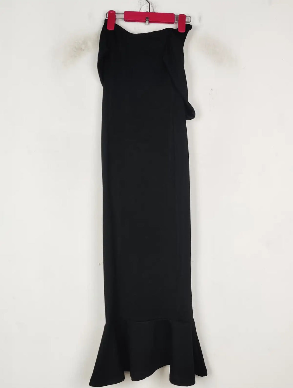 Buy online pre-used pre-loved 100% authentic & Original branded Prettylittlething (SBD-514) available in Pakistan. Top international brands avilable.