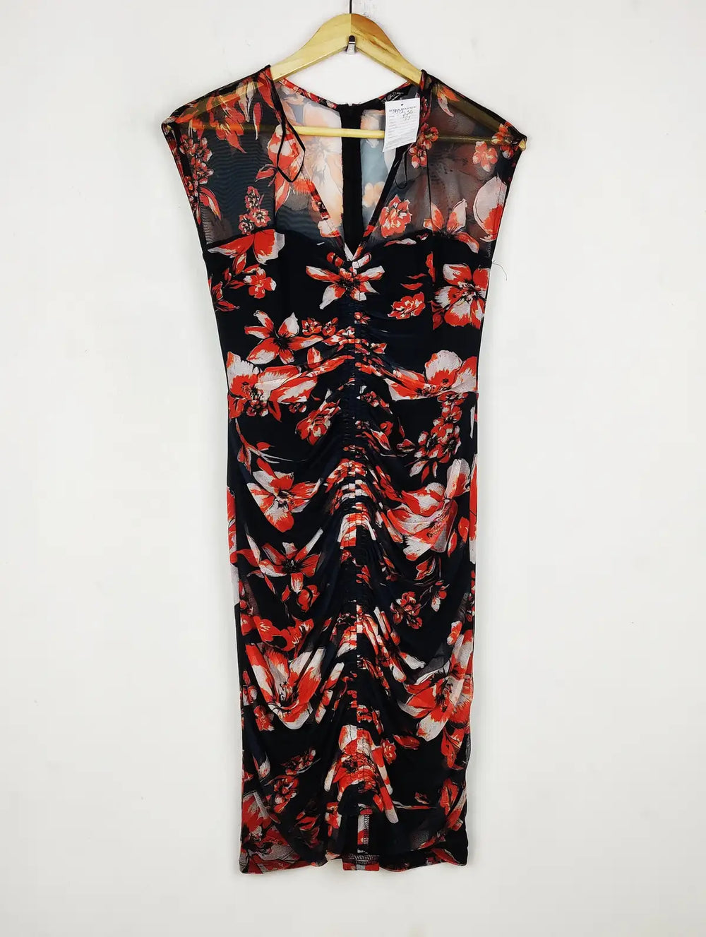 Buy online pre-used pre-loved 100% authentic & Original branded Boohoo (SBD-535) available in Pakistan. Top international brands avilable.