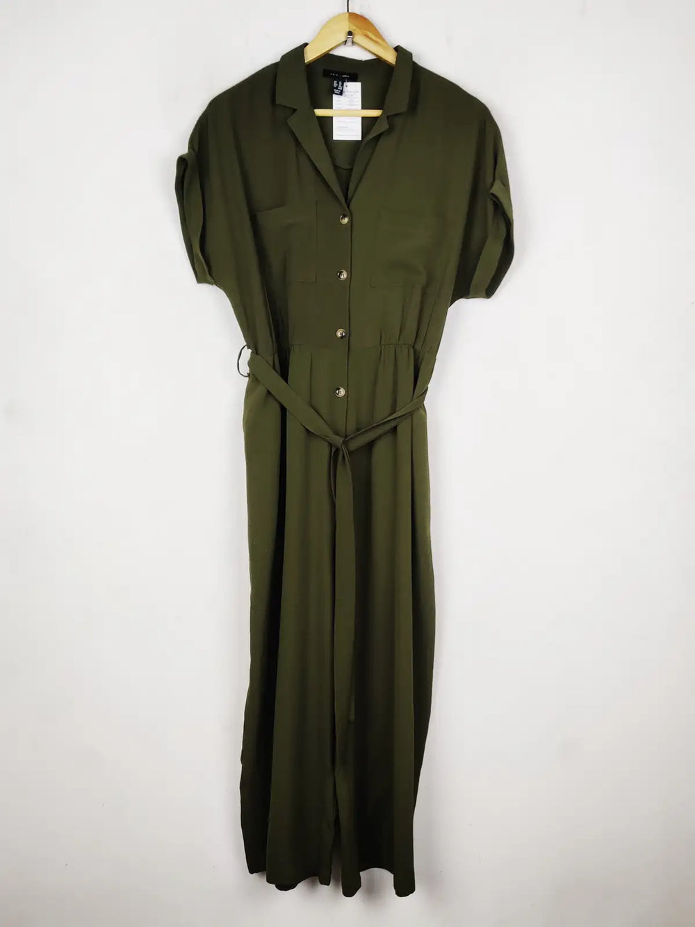 Buy online pre-used pre-loved 100% authentic & Original branded New Look (SBD-540) available in Pakistan. Top international brands avilable.