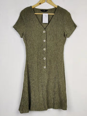 Buy online pre-used pre-loved 100% authentic & Original branded F&F (SBD-56) available in Pakistan. Top international brands avilable.