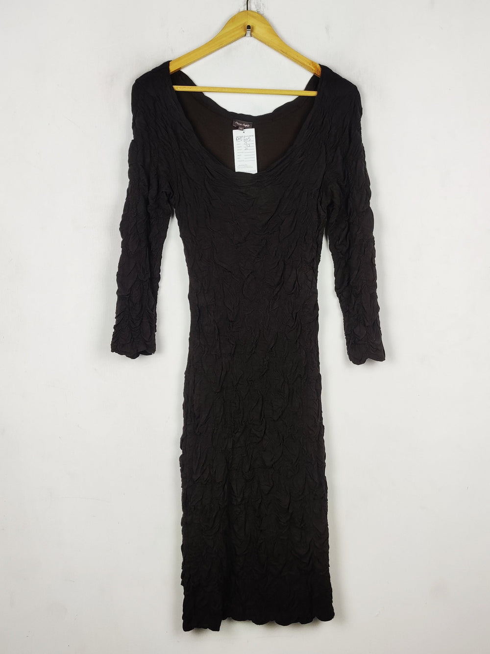 Buy online pre-used pre-loved 100% authentic & Original branded Phase Eight (SBD-605) available in Pakistan. Top international brands avilable.