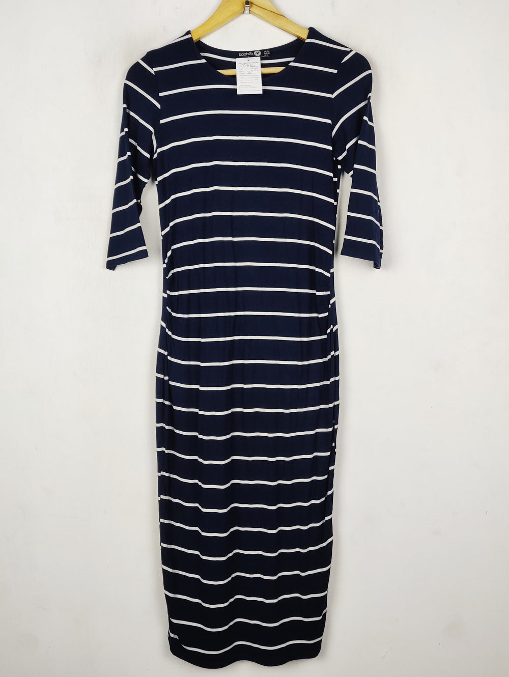 Buy online pre-used pre-loved 100% authentic & Original branded Boohoo (SBD-665) available in Pakistan. Top international brands avilable.