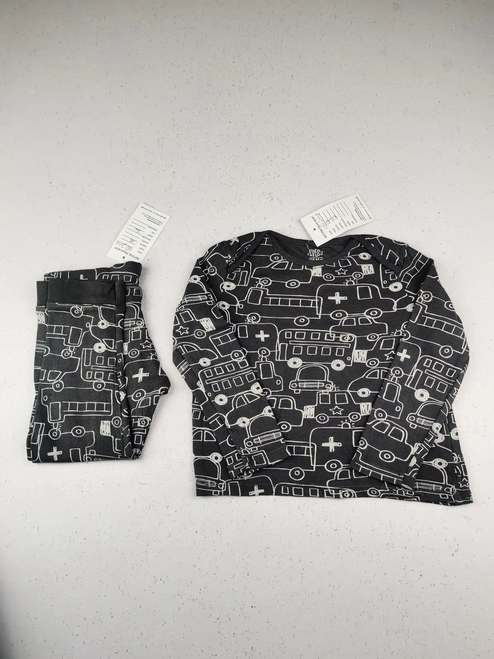 Buy online pre-used pre-loved 100% authentic & Original branded Fred & Flo (SBT-2048) available in Pakistan. Top international brands avilable.