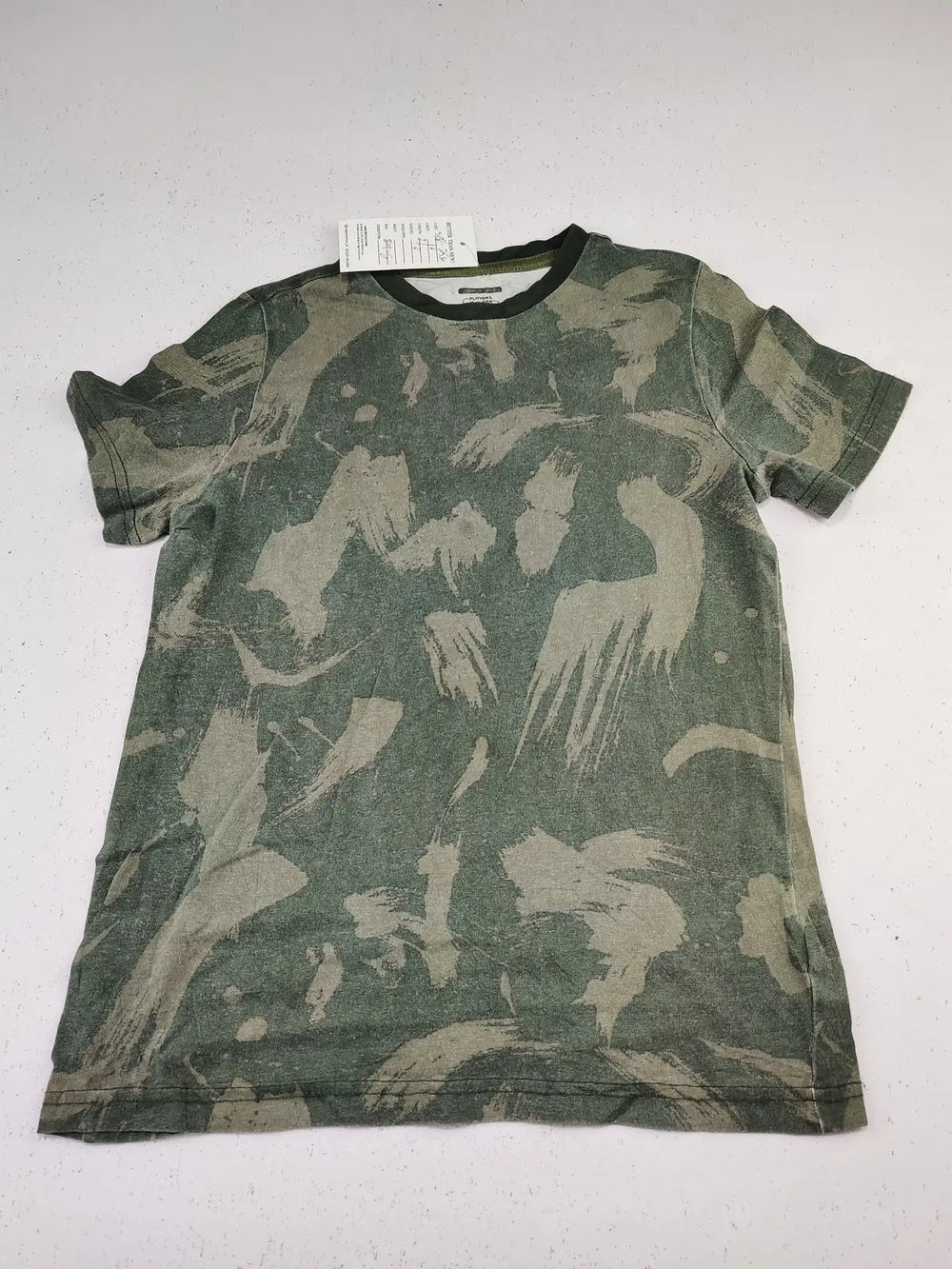 Buy online pre-used pre-loved 100% authentic & Original branded F&F (SBT-2530) available in Pakistan. Top international brands avilable.
