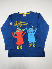 Buy online pre-used pre-loved 100% authentic & Original branded The Smeds And The Smoos (SBT-3137) available in Pakistan. Top international brands avilable.