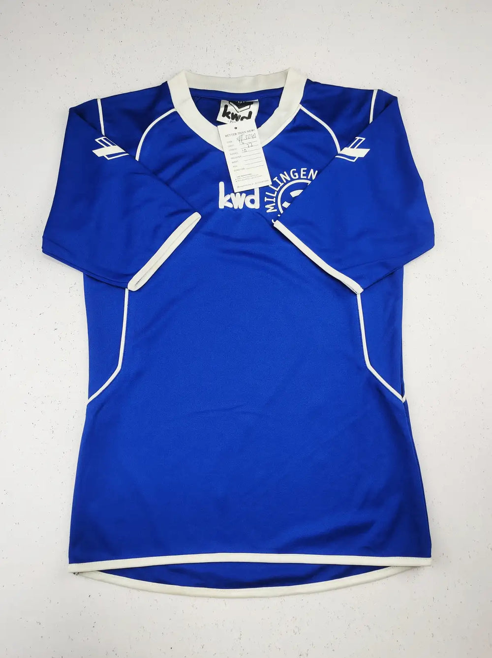 Buy online pre-used pre-loved 100% authentic & Original branded Kwd (SBT-3241) available in Pakistan. Top international brands avilable.