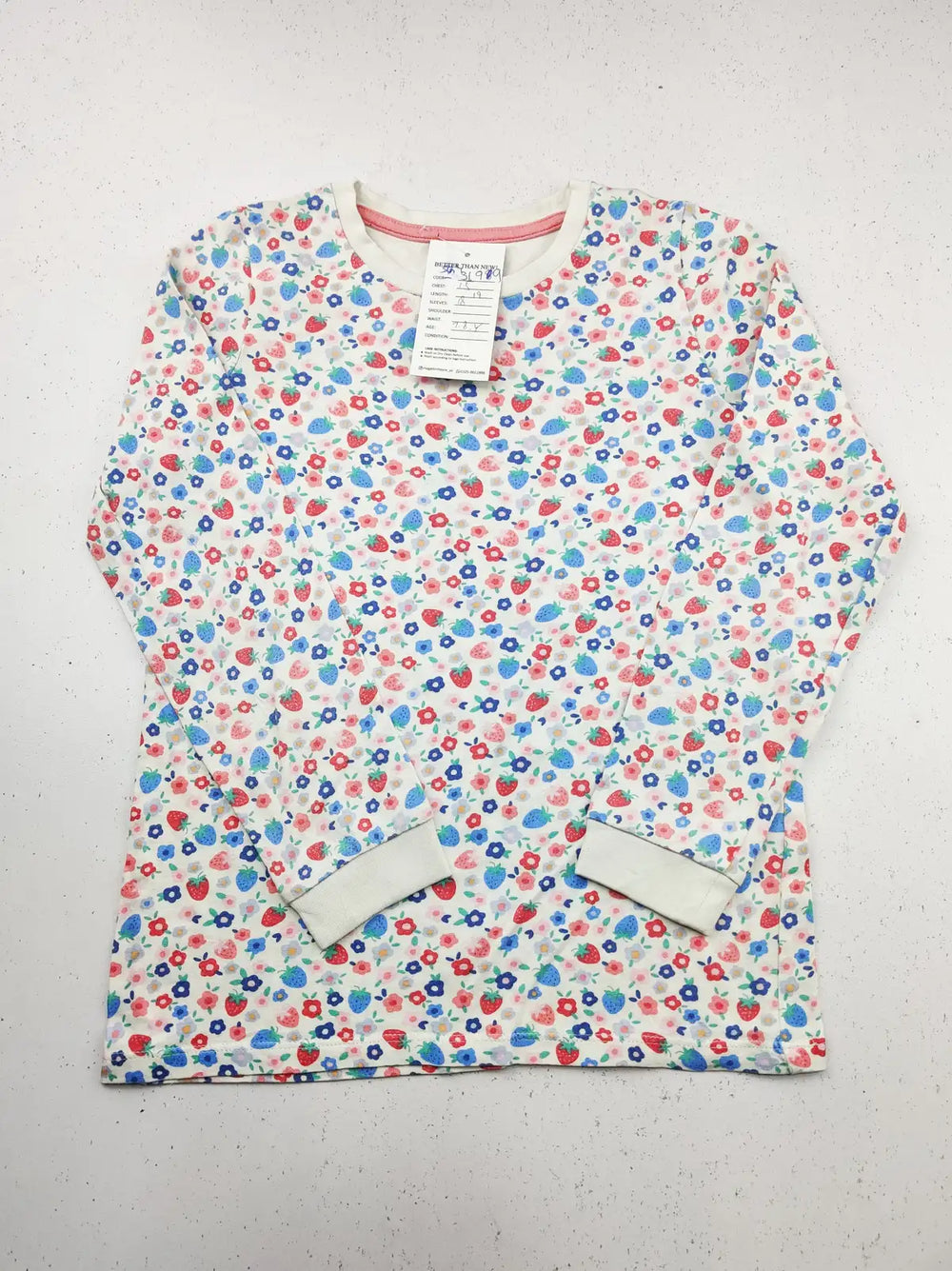 Buy online pre-used pre-loved 100% authentic & Original branded Marks & Spencer (SGT-3199) available in Pakistan. Top international brands avilable.