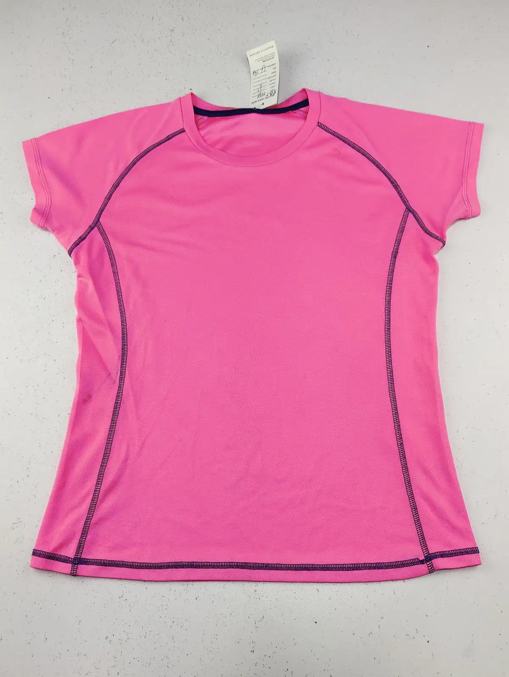 Buy online pre-used pre-loved 100% authentic & Original branded Unknown Brand (SGT-3953) available in Pakistan. Top international brands avilable.