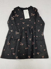 Buy online pre-used pre-loved 100% authentic & Original branded Marks & Spencer (SGT-3972) available in Pakistan. Top international brands avilable.