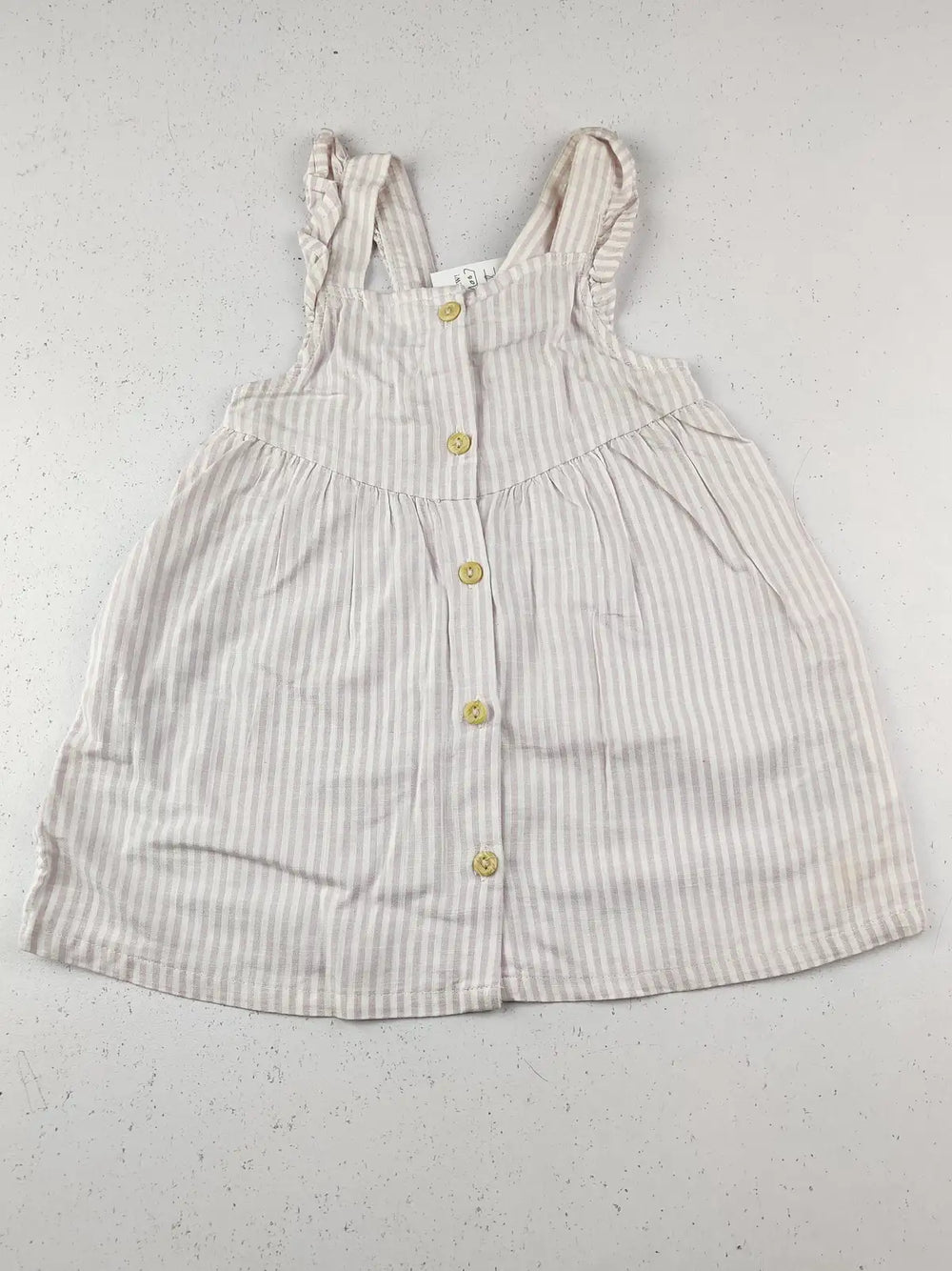 Buy online pre-used pre-loved 100% authentic & Original branded H&M (SGT-4007) available in Pakistan. Top international brands avilable.