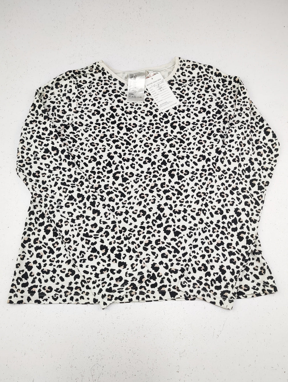 Buy online pre-used pre-loved 100% authentic & Original branded H&M (SGT-4438) available in Pakistan. Top international brands avilable.