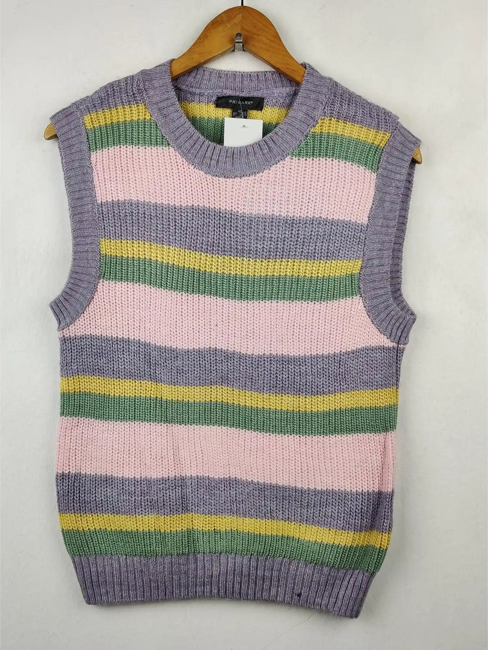 Buy online pre-used pre-loved 100% authentic & Original branded Primark (SL-1068) available in Pakistan. Top international brands avilable.