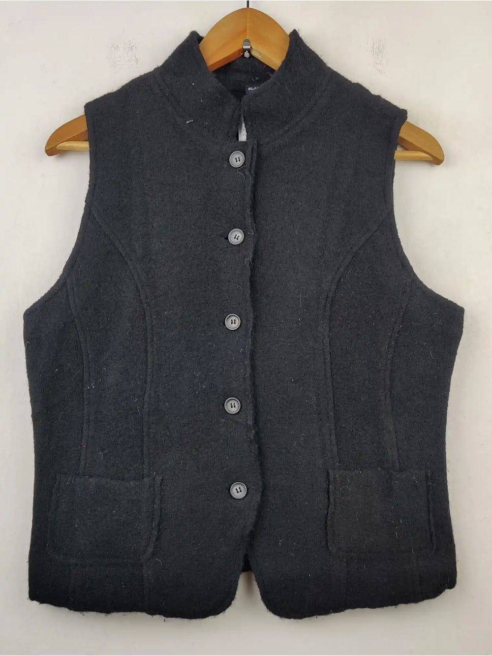 Buy online pre-used pre-loved 100% authentic & Original branded Blanche (SL-1546) available in Pakistan. Top international brands avilable.