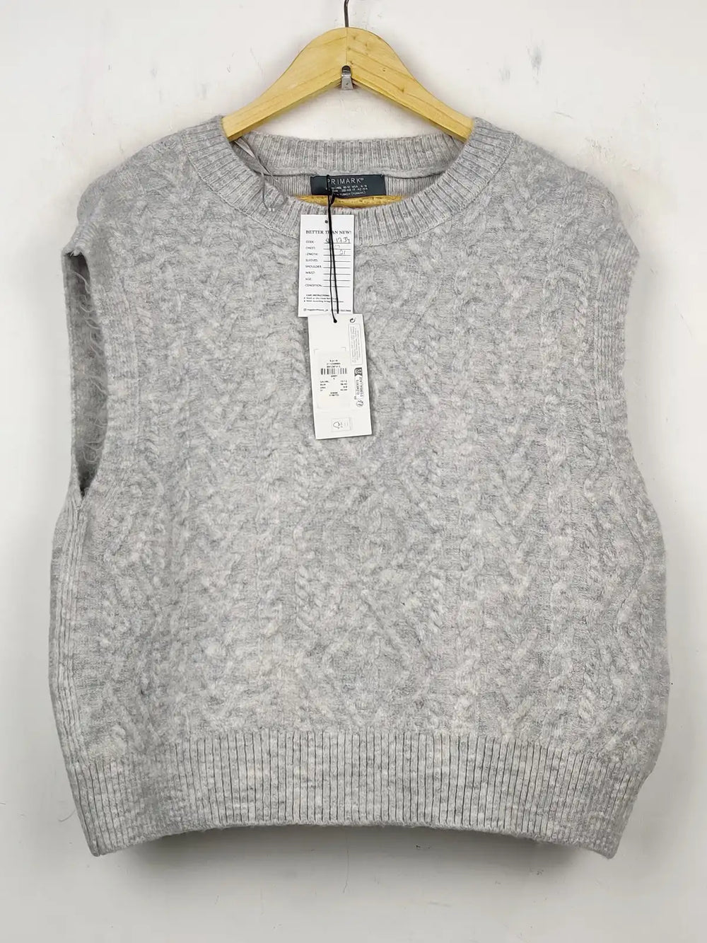 Buy online pre-used pre-loved 100% authentic & Original branded Primark (SL-1734) available in Pakistan. Top international brands avilable.